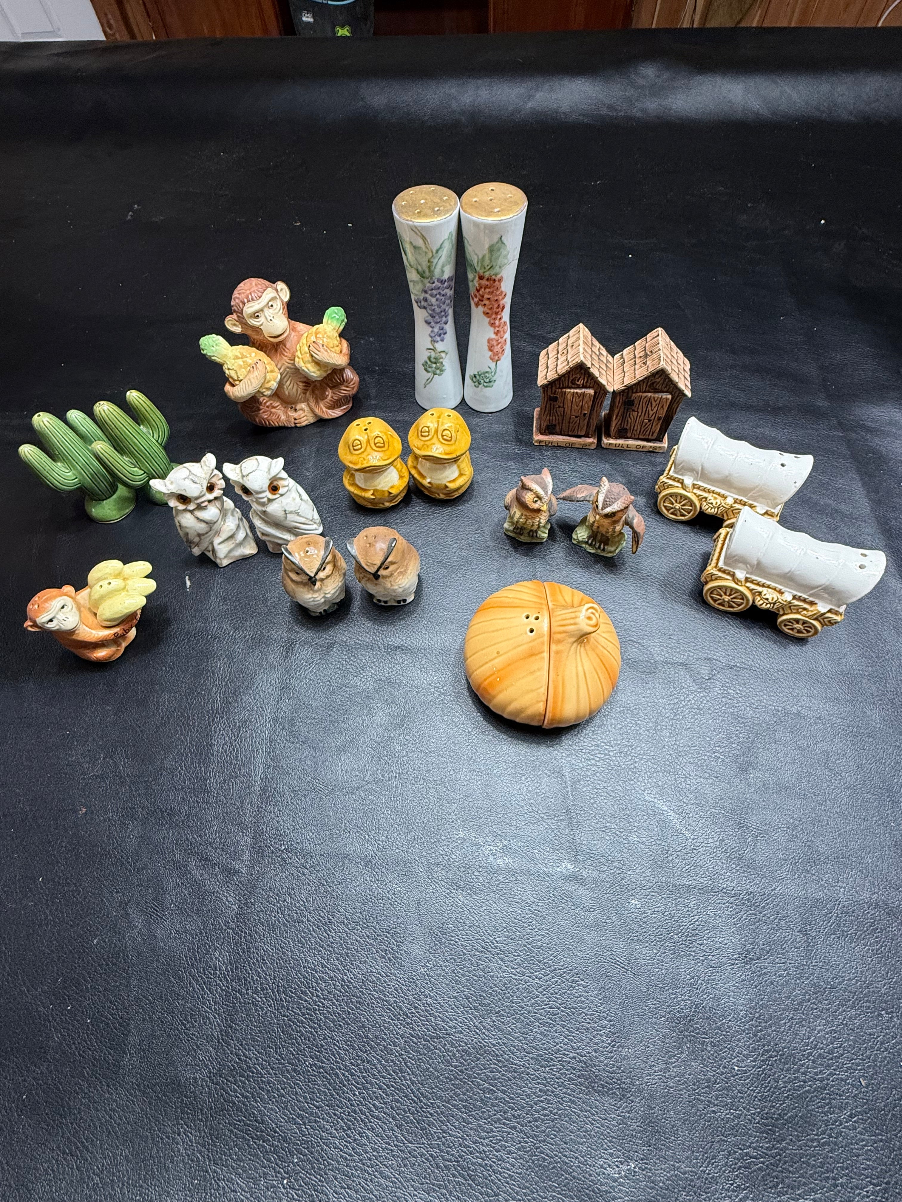 Salt & Pepper Collection