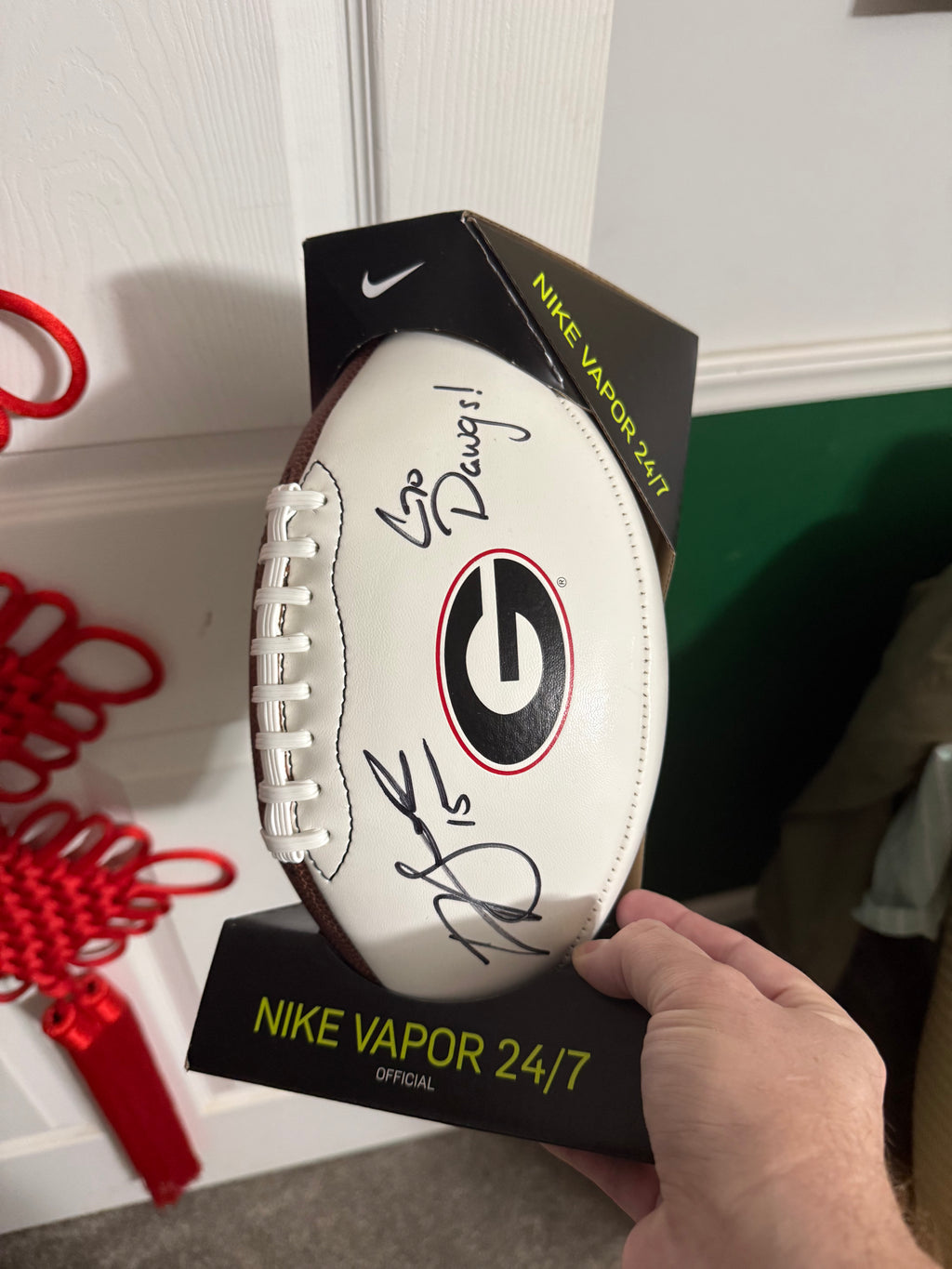 Carson Beck autographed Georgia Bulldogs white panel Nike Vapor football
